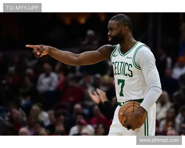 2019至2020赛季雄鹿与快船的精彩对决回顾与分析