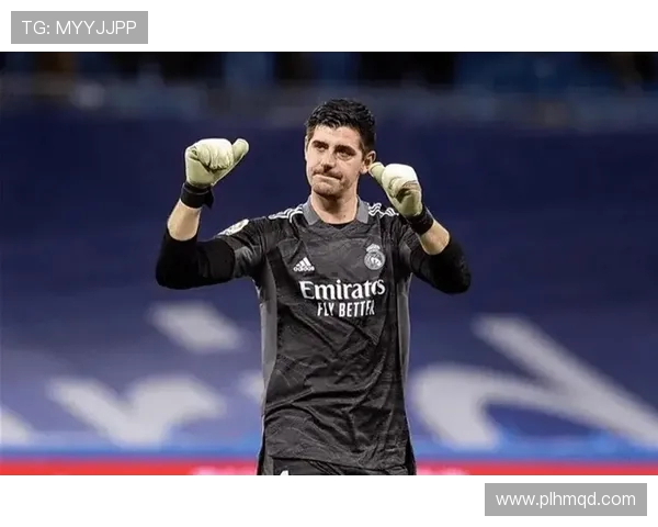 库尔图瓦：从门将到传奇的足球旅程与辉煌成就解析