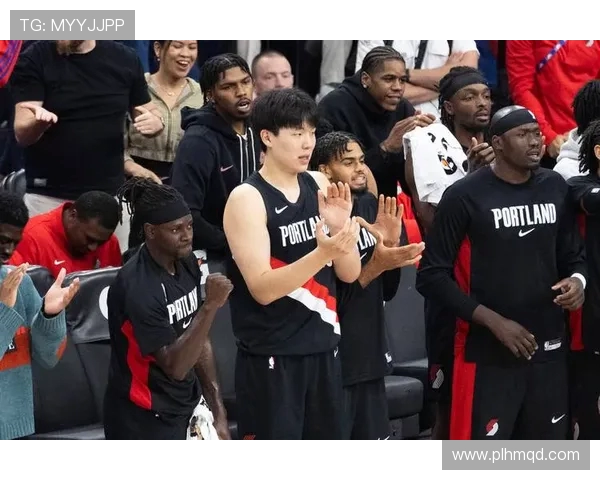 开拓者与鹈鹕官方对决精彩回顾及赛后分析分享