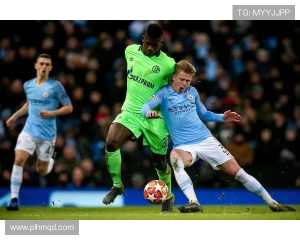 曼彻斯特与沙尔克2011年激战回顾：一场难忘的足球盛宴