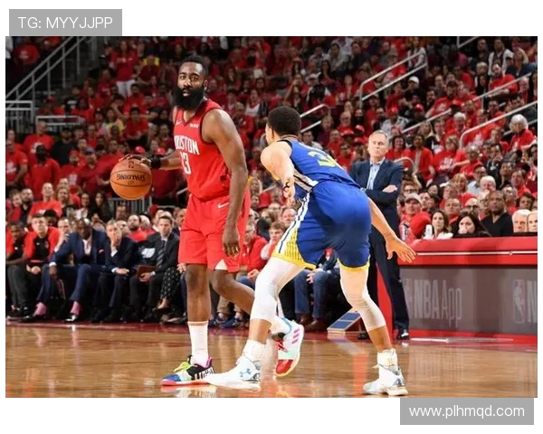 火箭与爵士季后赛第三场精彩对决全景回顾与分析 火箭与爵士季后赛第三场精彩对决全景回顾与分析