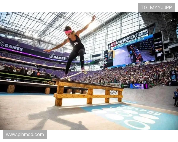 重庆攀岩队在极限运动会中以58分稳居积分榜首位 重庆攀岩队在极限运动会中以58分稳居积分榜首位