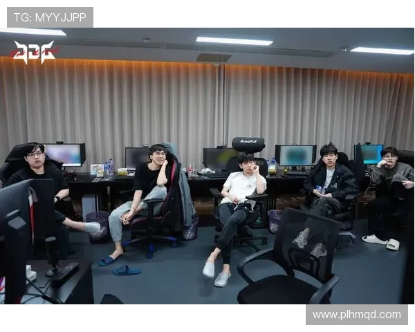 BLG凭借64分在大师赛积分榜上稳居第一位置展现强劲实力