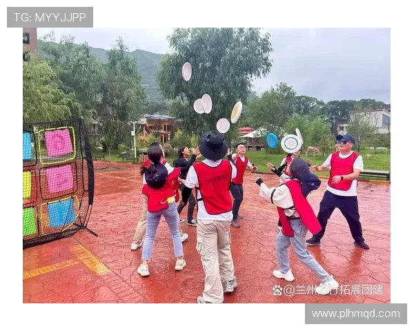 上海飞盘队力量表现数据分析揭示运动员潜力与团队协作的关键因素 上海飞盘队力量表现数据分析揭示运动员潜力与团队协作的关键因素